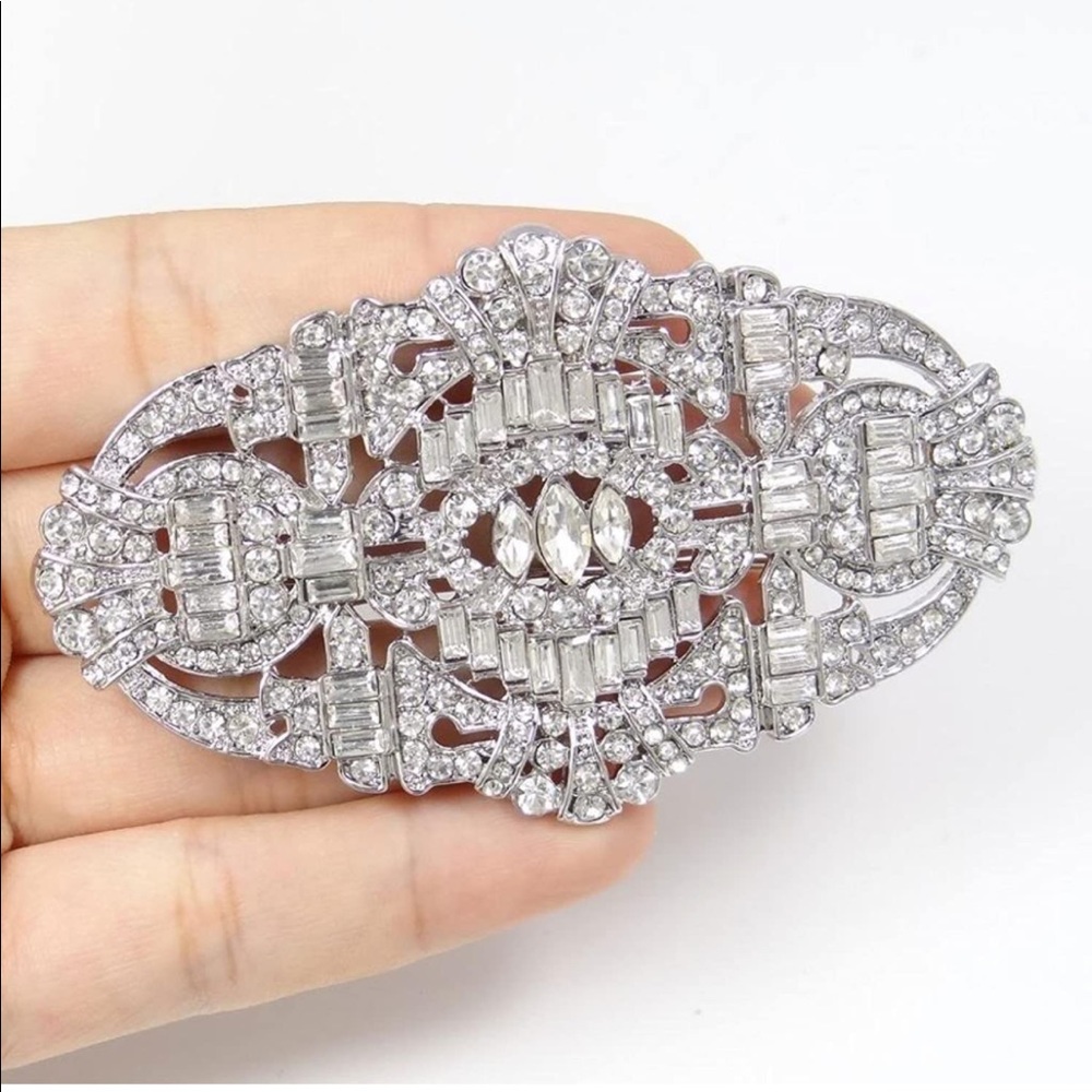 Beautiful Art Deco Brooch